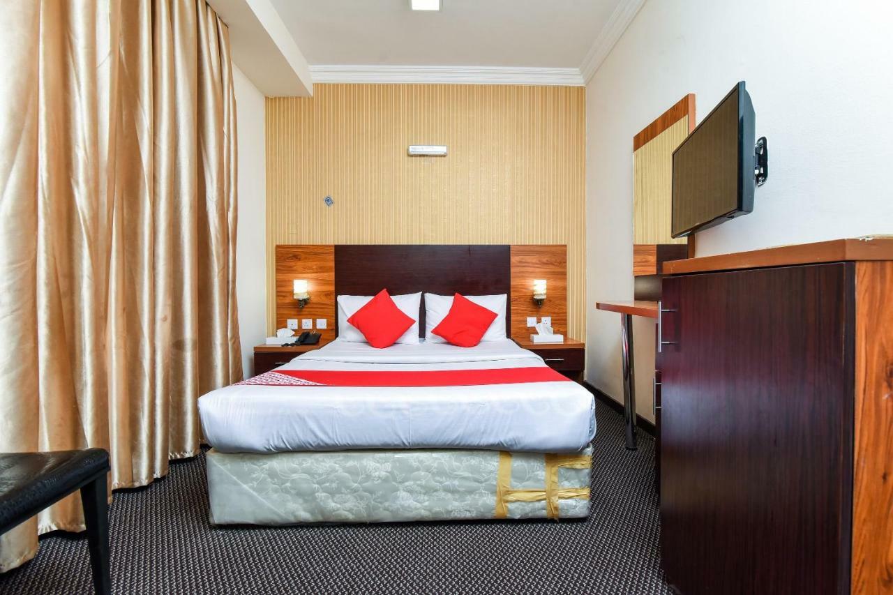 Central Paris Hotel, Baniyas Square Dubaj Zewnętrze zdjęcie